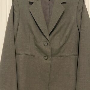 Kasper Women's Gray Pant Suit